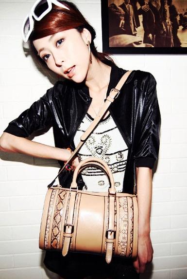 สินค้าหมดค่ะ กระเป๋าสะพาย Maomao รุ่น m31-016 ดีไซน์สวย สีน้ำตาล (retro brown) 